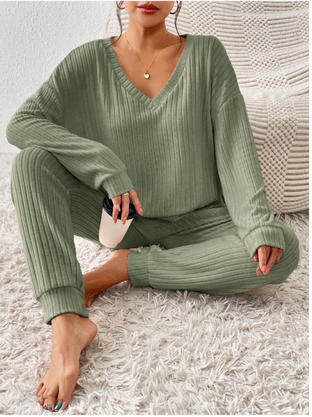 Sage Green Ribbed Lounge Set Sweatpants Size Large - Picture 5 of 7